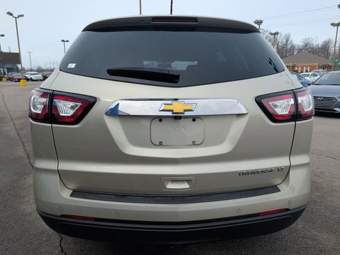Used 2015 Chevrolet Traverse LT image 6