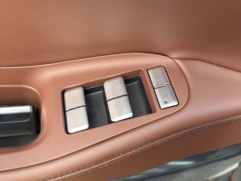 New 2026 Lincoln Navigator Reserve image 16