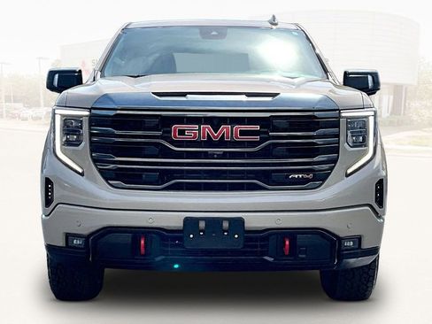 Used 2023 GMC Sierra 1500 AT4 w/ AT4 Premium Package AWD/4WD image 2