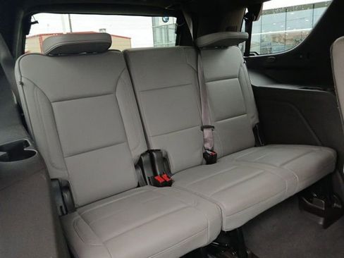 Used 2021 GMC Yukon SLT w/ SLT Premium Package image 12