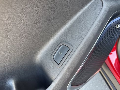 New 2026 Chevrolet Traverse Z71 w/ Enhanced Driving Package AWD/4WD image 16