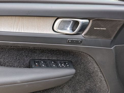 Certified 2023 Volvo XC40 B5 Plus w/ Driver Assist Package image 10