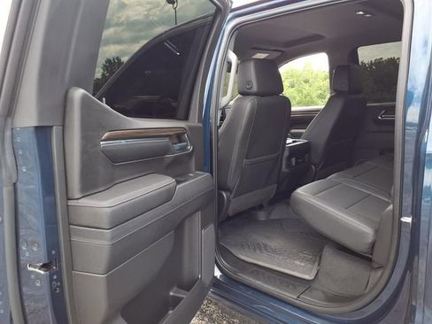 Used 2023 Chevrolet Silverado 1500 LT Trail Boss w/ LT Trail Boss Premium Package AWD/4WD image 74