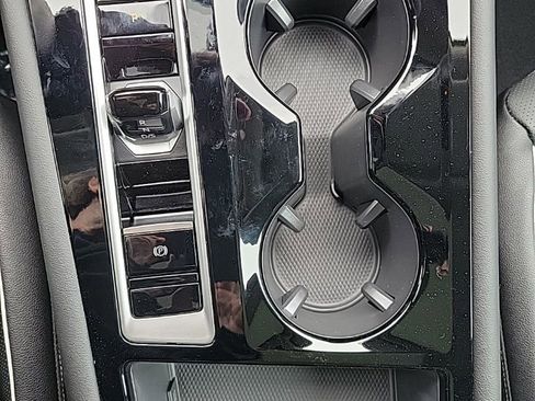 New 2026 Volkswagen Atlas SEL Premium R-Line AWD/4WD image 9