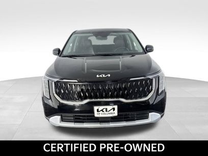 Certified 2025 Kia Carnival
