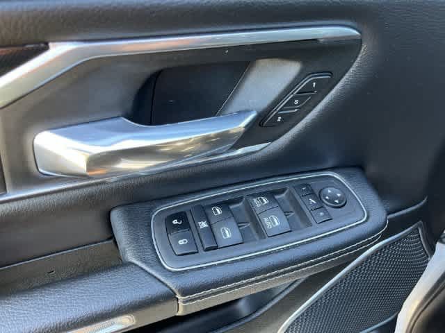 Used 2022 RAM 1500 Laramie w/ Sport Appearance Package AWD/4WD image 32