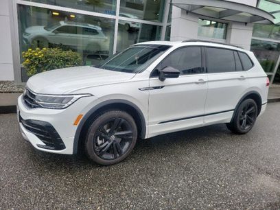 Used 2024 Volkswagen Tiguan SE R-Line