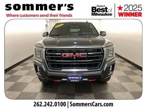 Used 2021 GMC Yukon XL AT4 w/ Technology Package AWD/4WD image 8