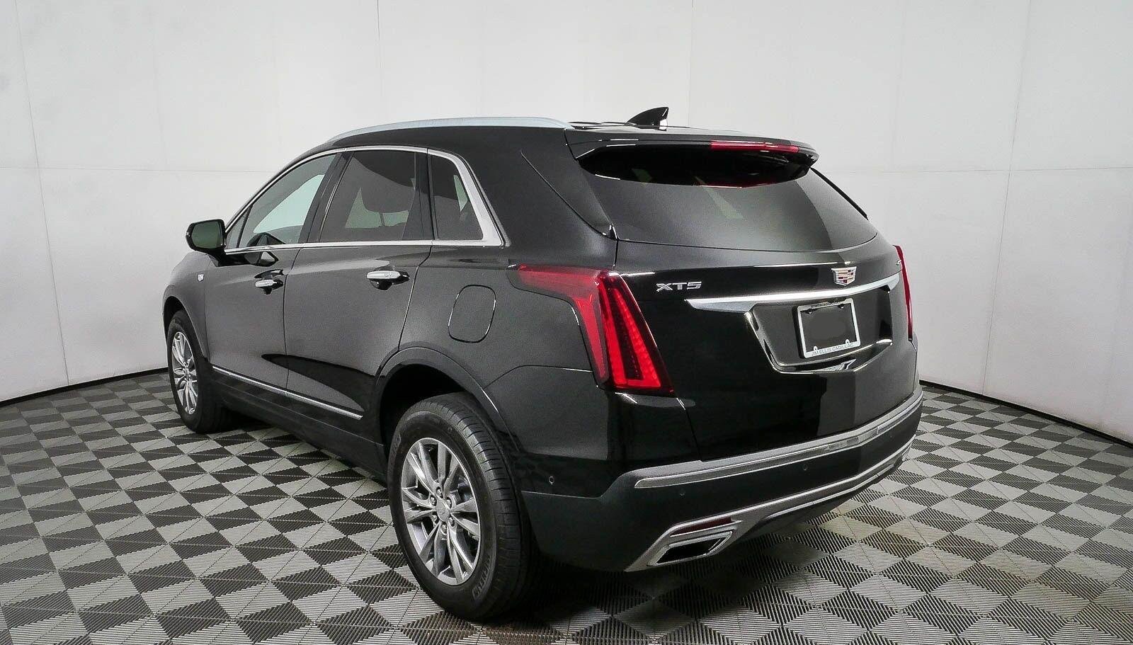 Used 2023 Cadillac XT5 Premium Luxury AWD/4WD image 7
