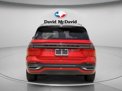 New 2026 Lincoln Nautilus Reserve image 5