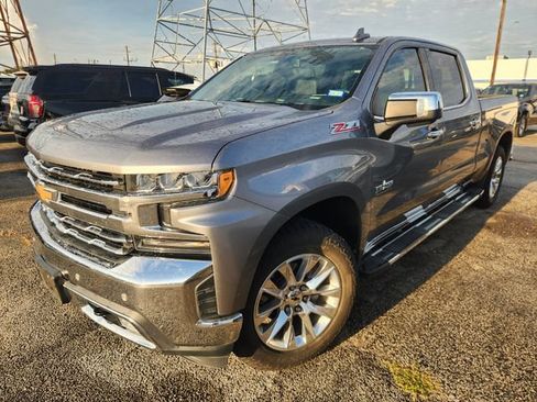 Used 2021 Chevrolet Silverado 1500 LTZ AWD/4WD image 3
