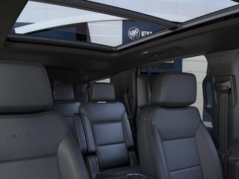 New 2026 GMC Yukon Denali w/ Denali Reserve Package AWD/4WD image 24
