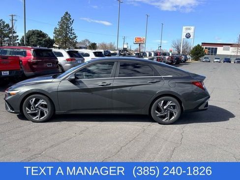 Used 2024 Hyundai Elantra SEL w/ Convenience Package image 7
