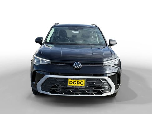 New 2026 Volkswagen Taos S FWD image 8