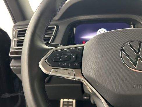 Used 2025 Volkswagen Atlas Cross Sport SEL Premium R-Line image 13