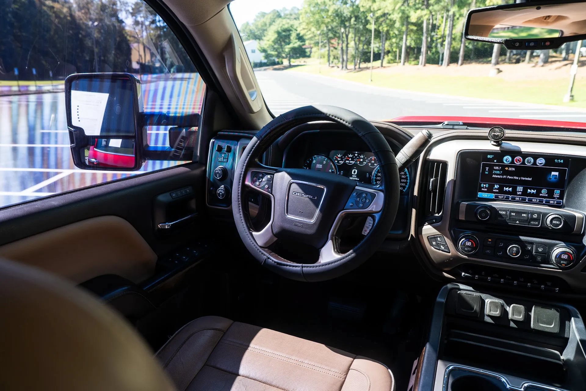 Used 2018 GMC Sierra 2500 Denali w/ Duramax Plus Package AWD/4WD image 33
