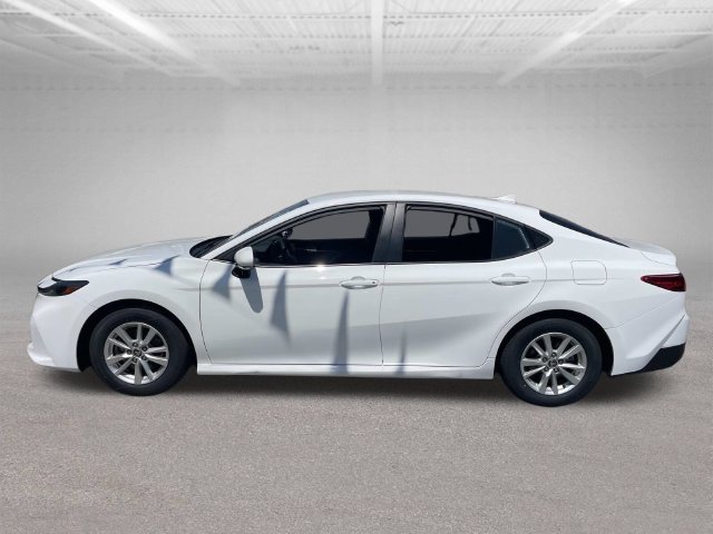 Used 2025 Toyota Camry LE FWD image 12
