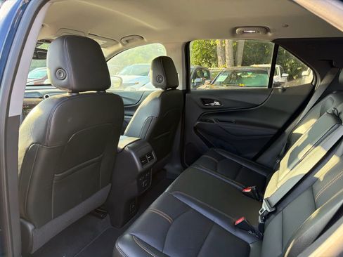 Used 2022 Chevrolet Equinox Premier AWD/4WD image 6