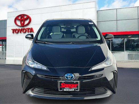 Used 2021 Toyota Prius image 7