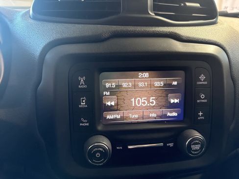 Used 2018 Jeep Renegade Sport w/ Power & Air Group image 26