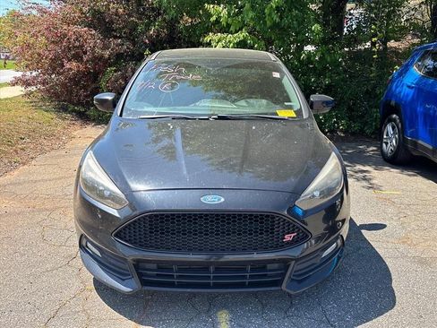 Used 2016 Ford Focus ST image 4