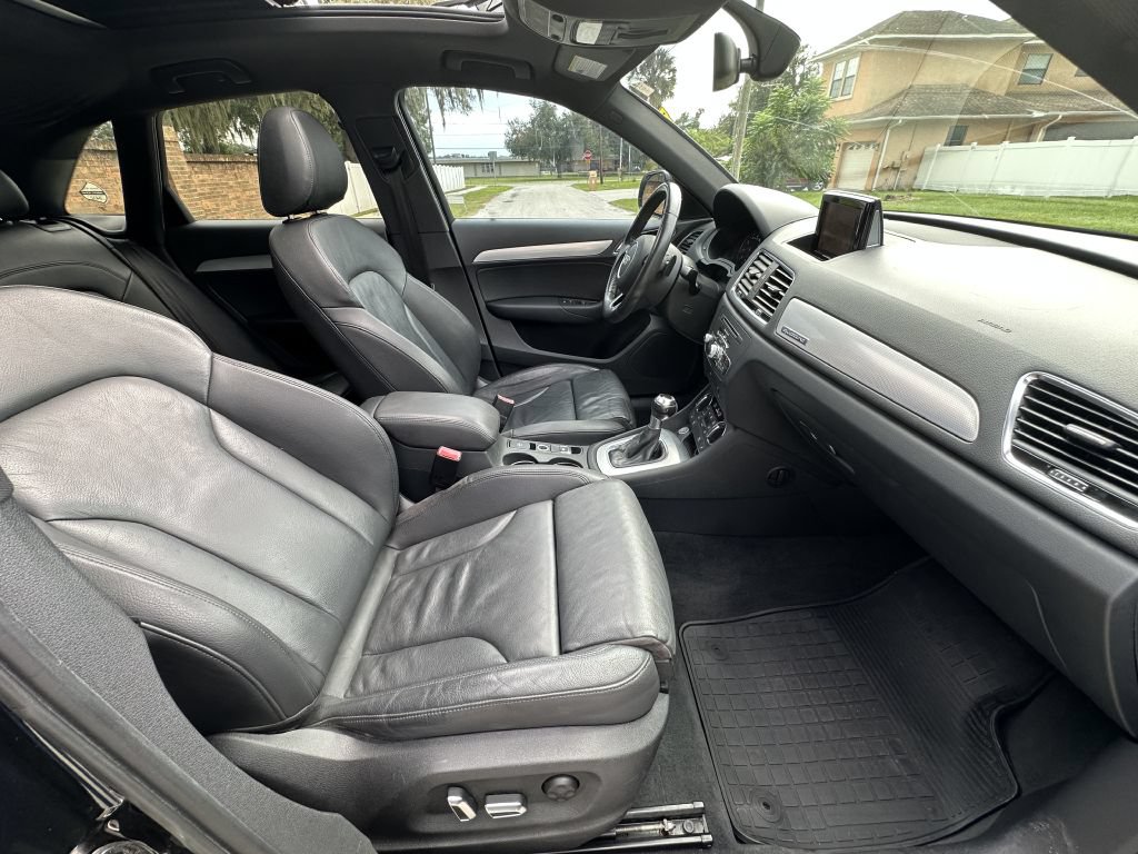 Used 2018 Audi Q3 2.0T Premium Plus w/ Premium Plus Package AWD/4WD image 10