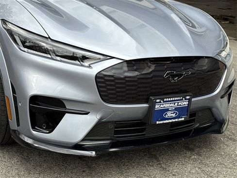 Used 2022 Ford Mustang Mach-E GT image 8