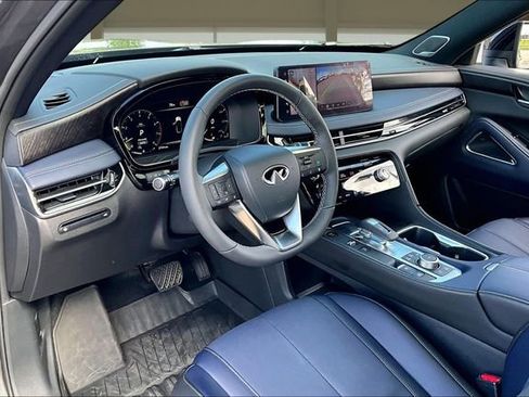 Certified 2026 INFINITI QX60 Sport w/ Dark Cargo Package AWD/4WD image 14