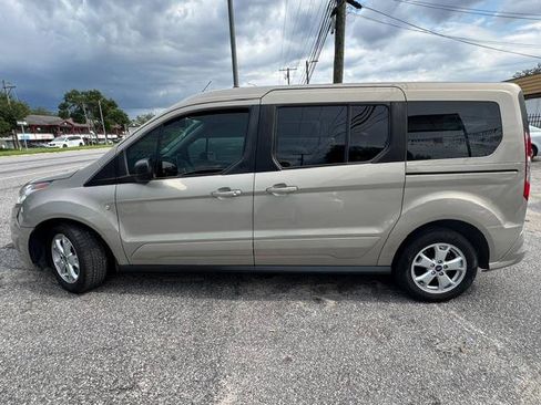 Used 2016 Ford Transit Connect XLT FWD image 4