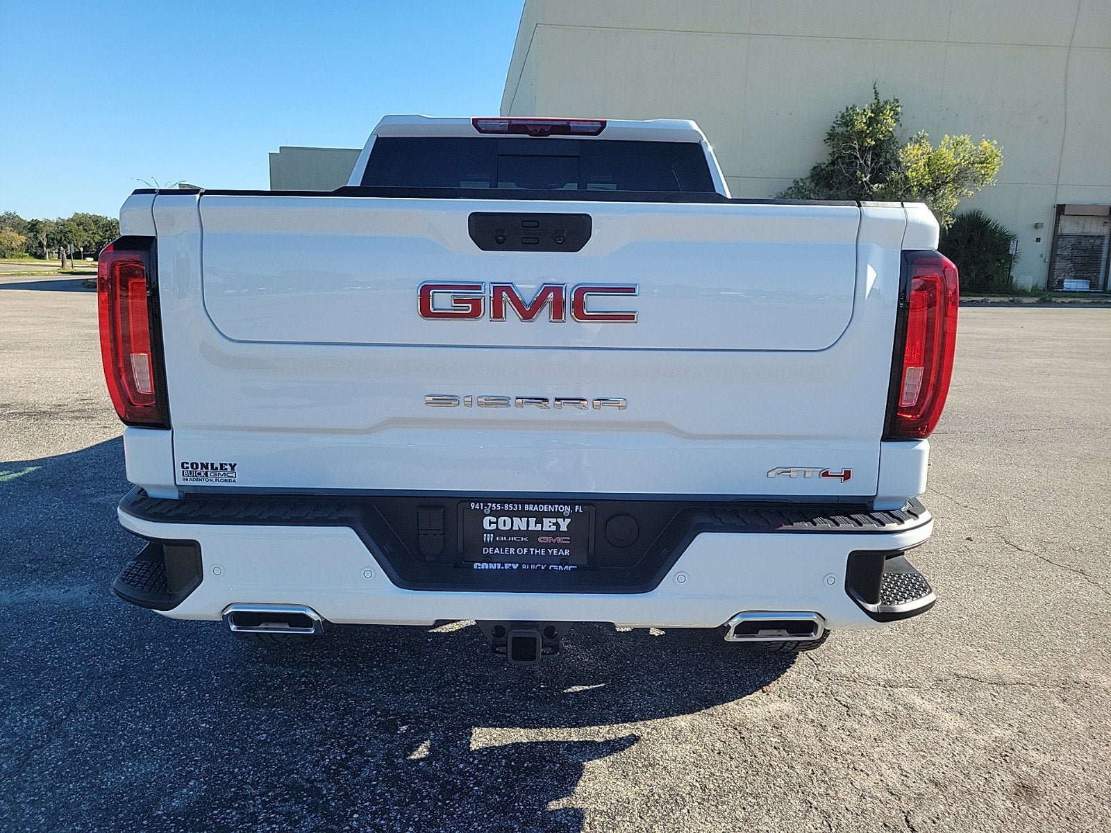 New 2026 GMC Sierra 1500 AT4 w/ AT4 Premium Package AWD/4WD image 6