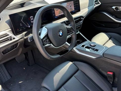 Used 2025 BMW 330i xDrive Sedan AWD/4WD image 9