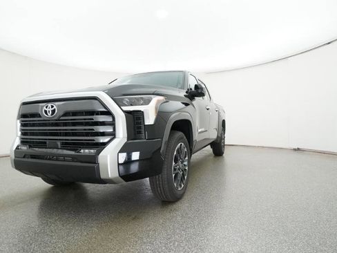 New 2026 Toyota Tundra Limited AWD/4WD image 19