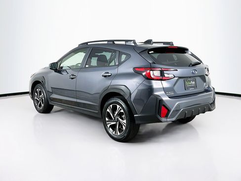 Used 2024 Subaru Crosstrek 2.0i Premium image 5