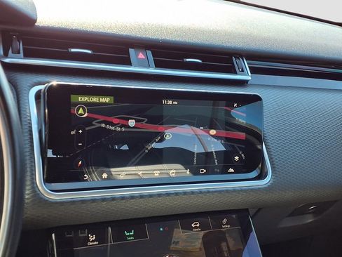 Used 2020 Land Rover Range Rover Velar R-Dynamic S image 9