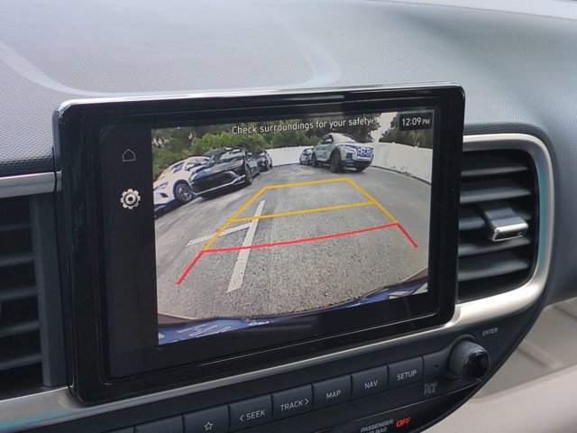 Certified 2024 Hyundai Venue Limited FWD image 19