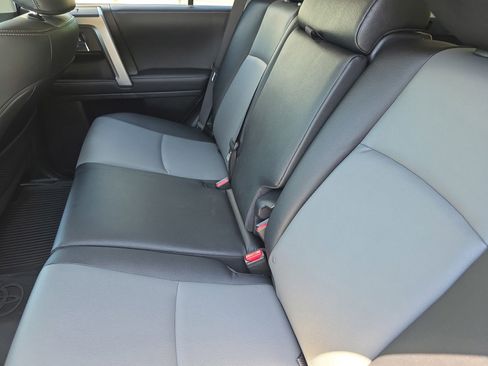 Used 2022 Toyota 4Runner SR5 Premium w/ Moonroof Package RWD image 14