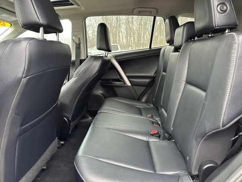 Used 2016 Toyota RAV4 Limited image 17