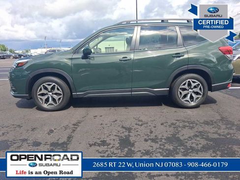 Used 2023 Subaru Forester Premium AWD/4WD image 8
