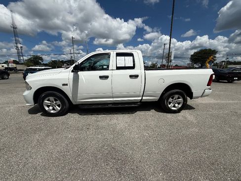 Used 2017 RAM 1500 Express AWD/4WD image 1