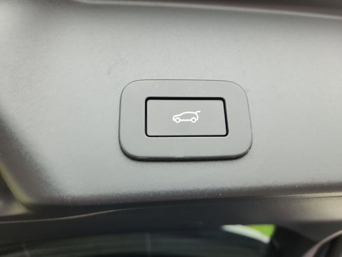 New 2026 Land Rover Range Rover Evoque S image 14