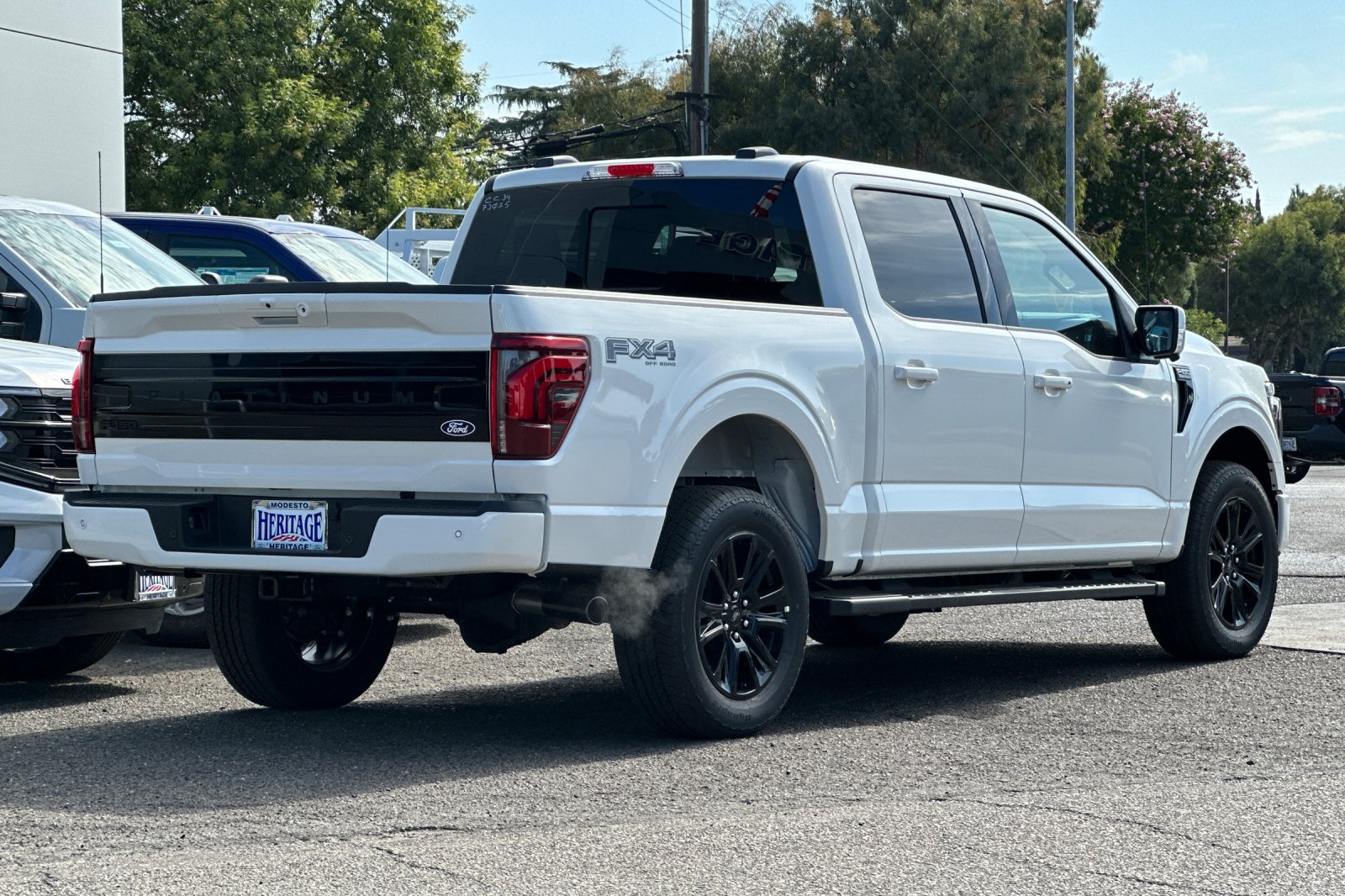 New 2026 Ford F150 Platinum w/ FX4 Off-Road Package AWD/4WD image 4