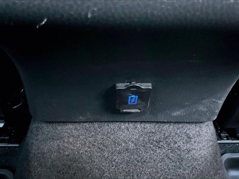 Used 2023 Toyota Camry SE w/ Convenience Package image 31