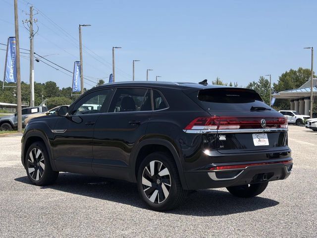 Used 2025 Volkswagen Atlas Cross Sport SE FWD image 10