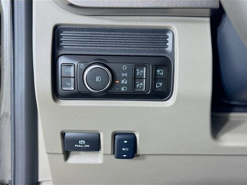 Used 2026 Ford F450 Platinum w/ Platinum Plus Package AWD/4WD image 23