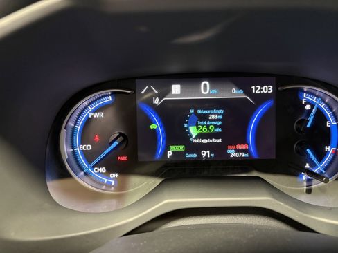 Used 2024 Toyota RAV4 LE AWD/4WD image 19