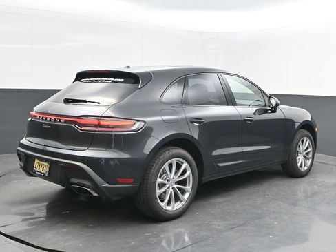 New 2025 Porsche Macan image 9