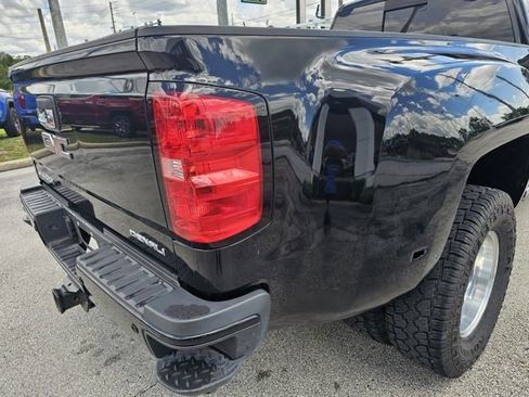 Used 2018 GMC Sierra 3500 Denali w/ Duramax Plus Package image 14