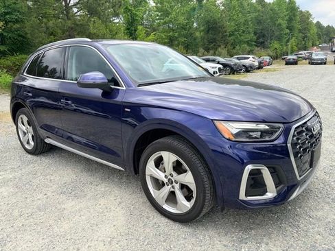 Used 2023 Audi Q5 2.0T Premium Plus w/ Premium Plus Package AWD/4WD image 3
