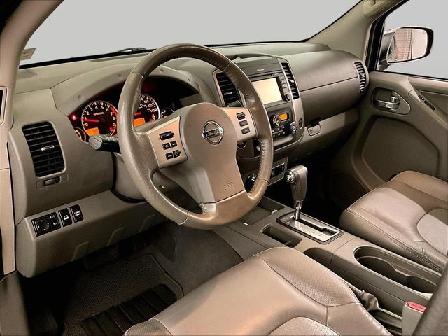 Used 2019 Nissan Frontier SL AWD/4WD image 12