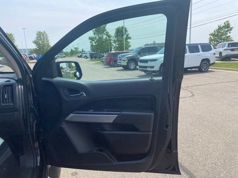 Used 2020 Chevrolet Colorado LT w/ LT Convenience Package AWD/4WD image 29